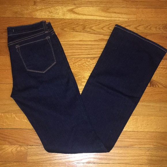 J. Brand 818 Mid rise Bootleg Jeans *NWT Retail* - Picture 2 of 6